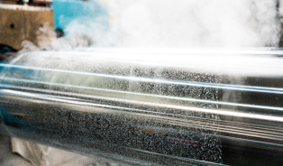 ロール乾燥法の機械の写真